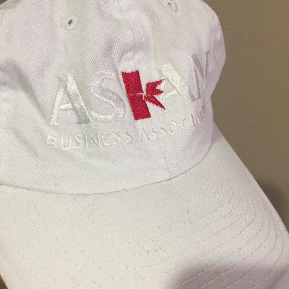 Askan White Basebal cap - Picture 3 of 8